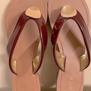 NEW Womens Apt. 9 Flip Flop Sandals 🤗